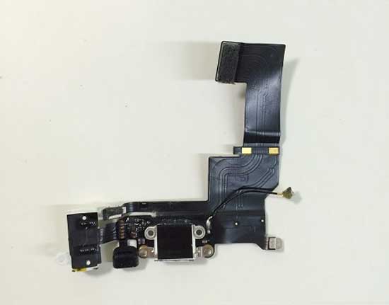 Thay chân sạc iphone 5